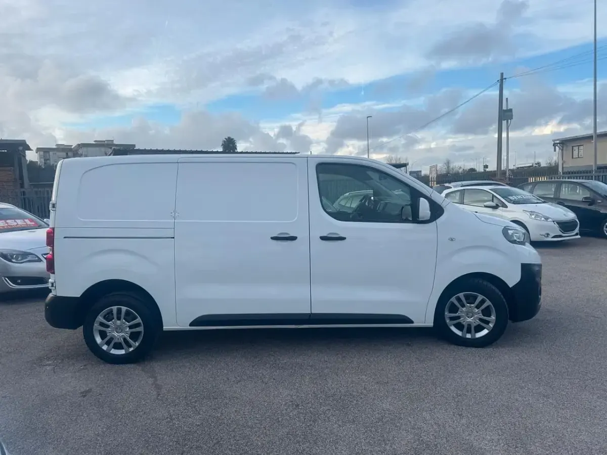 Usata Peugeot Expert 122 CV (89 kW) 2017 Bianco Furgone