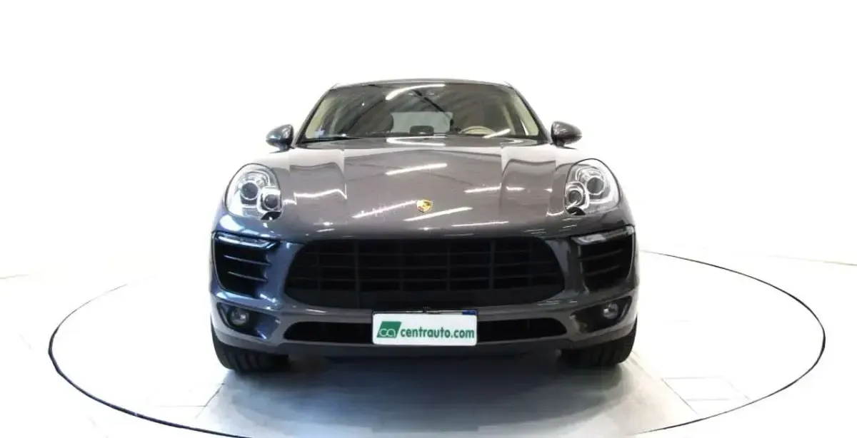 Usata Porsche Macan 250 CV (183 kW) 2014 Grigio SUV