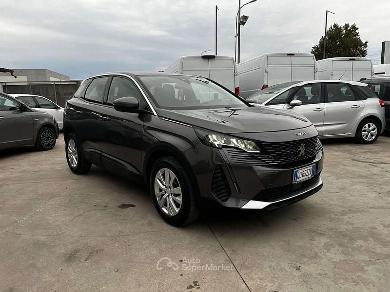 Grigio Usata 2021 Peugeot 3008 Active SUV | 19.900 € (Buon prezzo) - Immagine 1/4