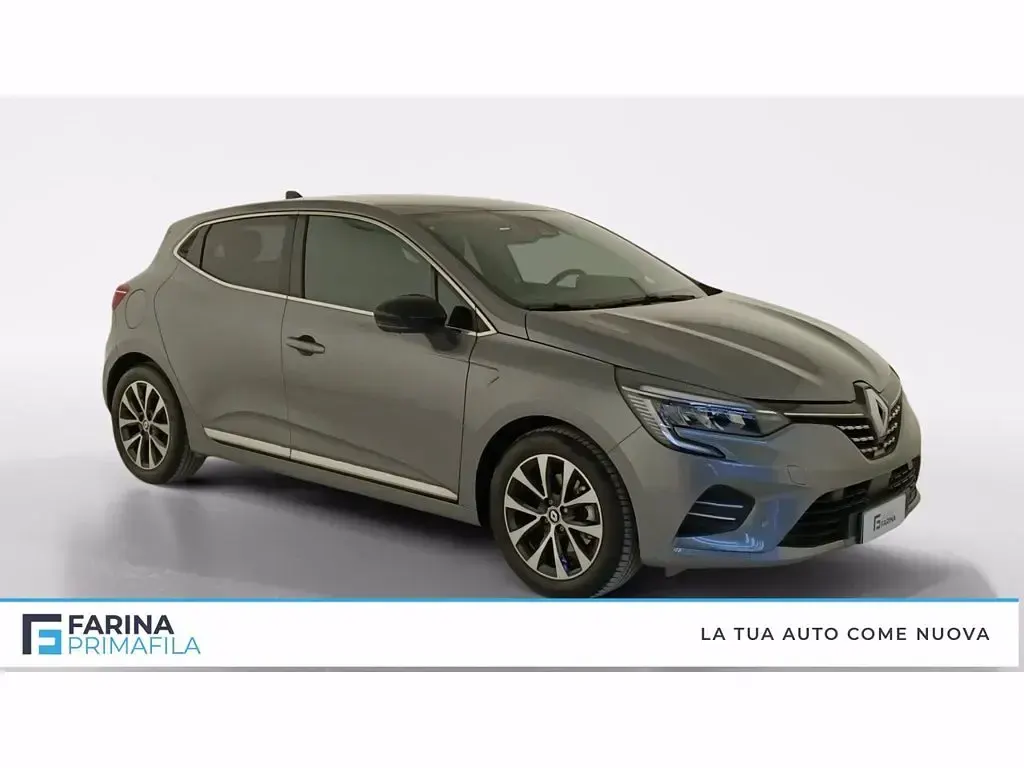 Usata Renault Clio Techno 145 CV (106 kW) 2023 Grigio scuro Utilitaria