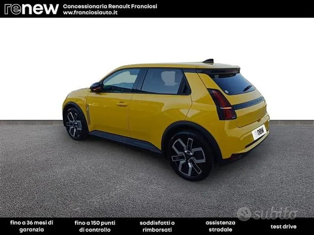 Usata Renault 5 E-Tech Urban 77 kW (106 CV) 2025 Giallo