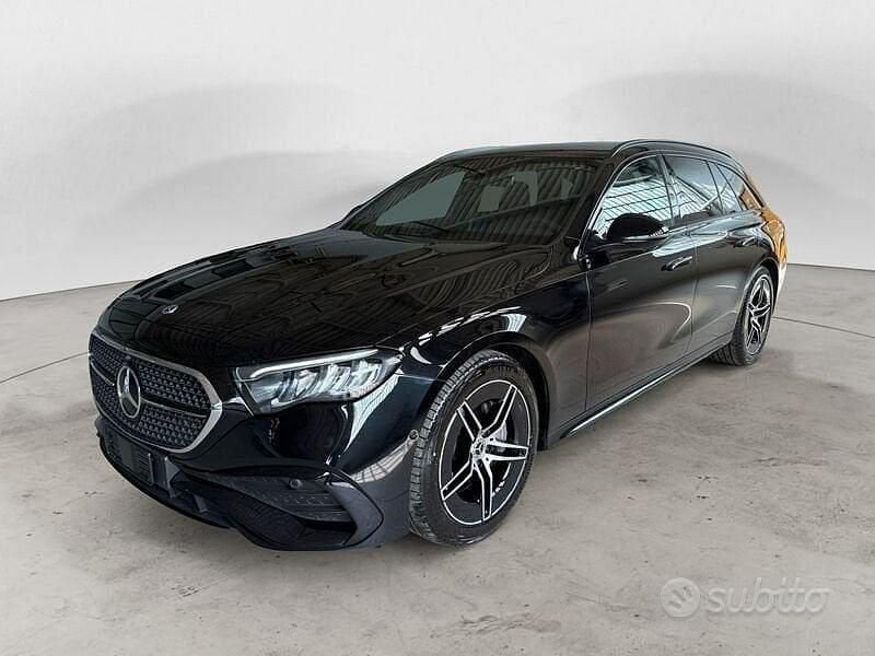 Usata Mercedes E220 Advanced 197 CV (144 kW) 2023 Nero Station wagon