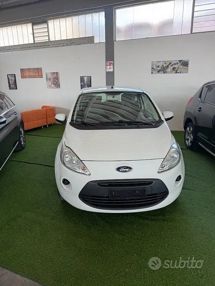 Usata Ford Ka Titanium 69 CV (50 kW) 2015 Bianco Berlina