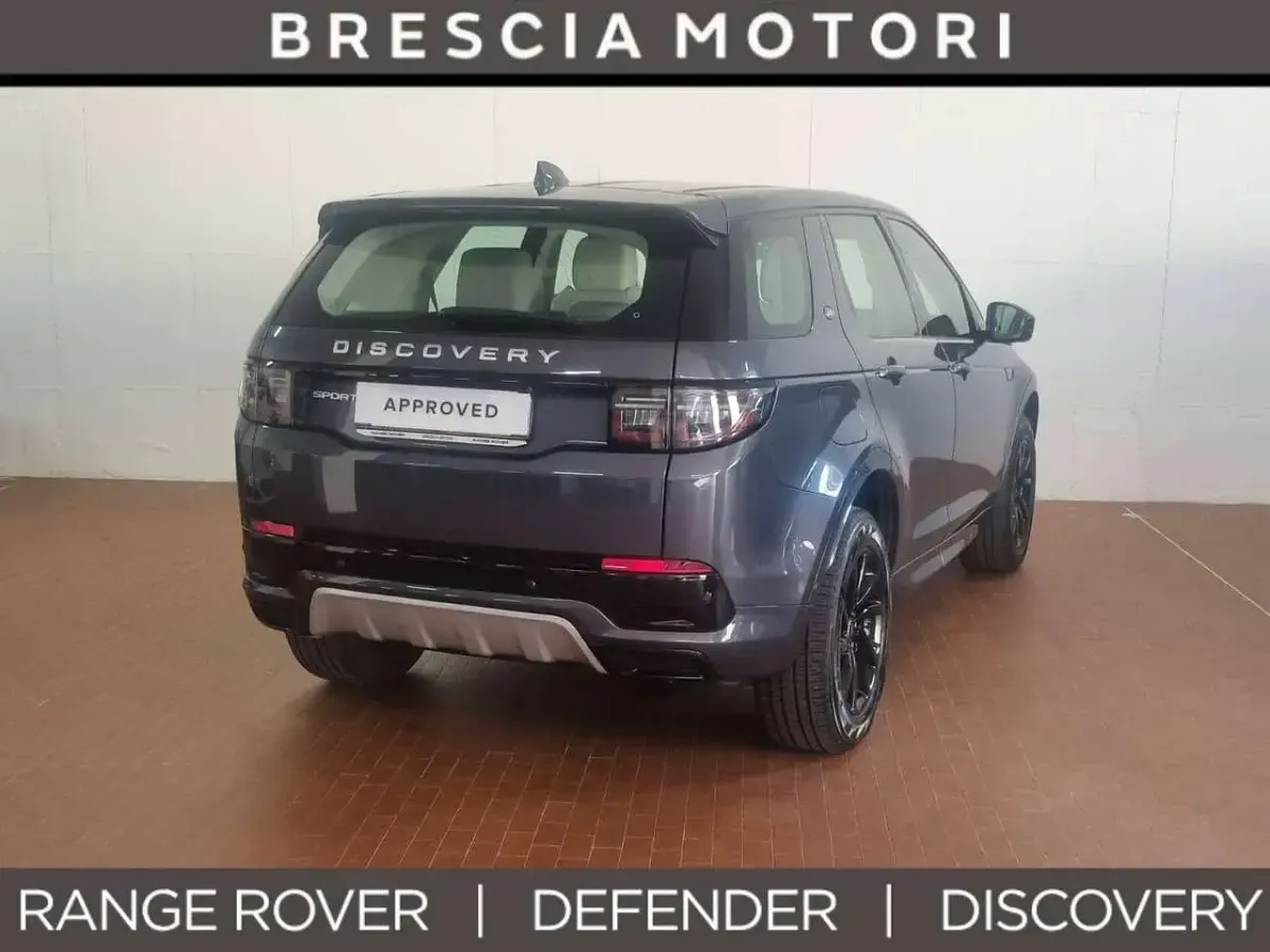 Usata Land Rover Discovery Sport Dynamic 269 CV (197 kW) 2024 Varesine blue SUV