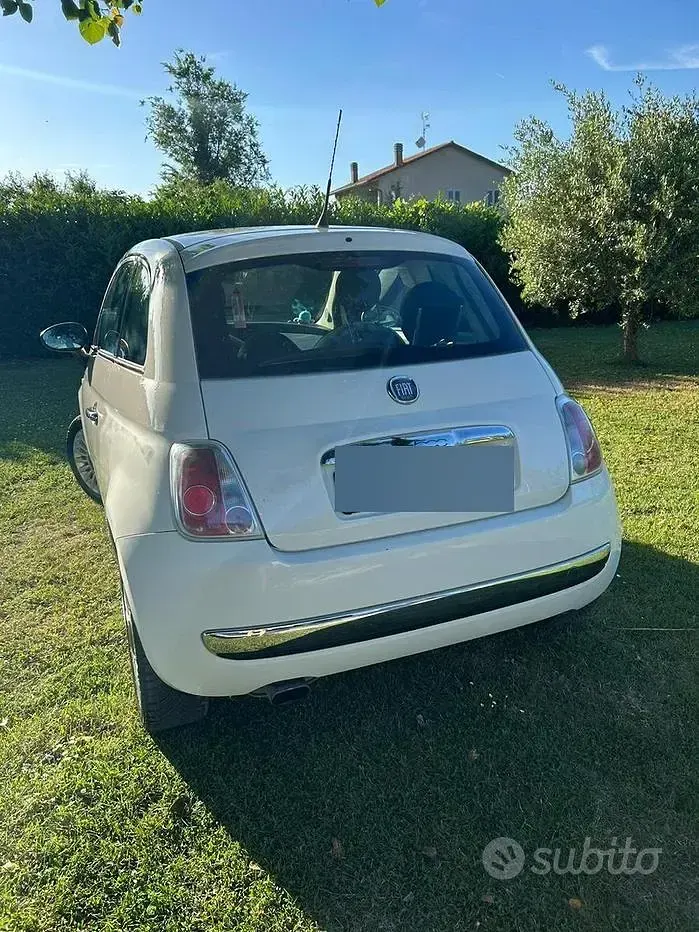 Usata Fiat 500 Lounge 69 CV (50 kW) 2012 Bianco Utilitaria