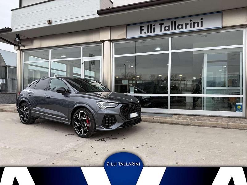 Grigio daytona Usata 2021 Audi RS Q3 Sportback Ambiente SUV | 49.000 € (Buon prezzo) - Immagine 1/4