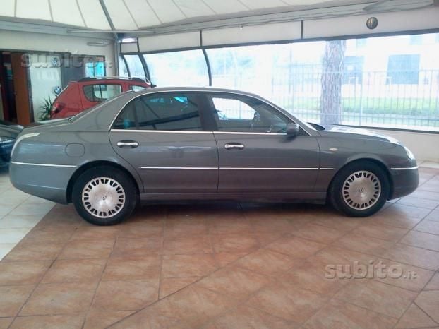 Lancia thesis for sale