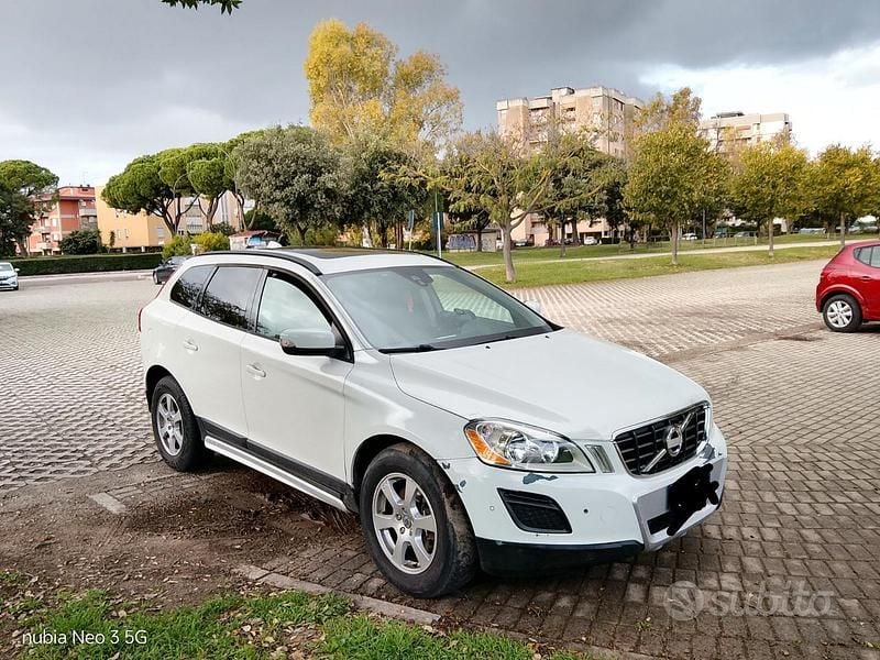 Usado Volvo XC60 163 CV (119 kW) 2011 Blanco SUV