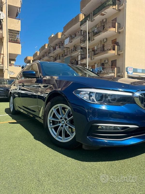 Usata BMW 520 M Sport 190 CV (139 kW) 2018 Blu Station wagon