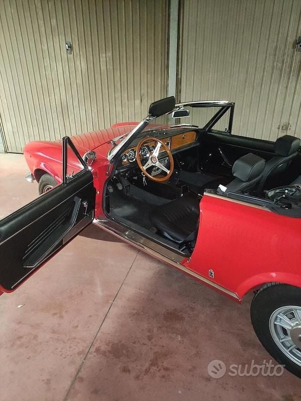 Usata Fiat 124 Spider 1960 Rosso Cabrio