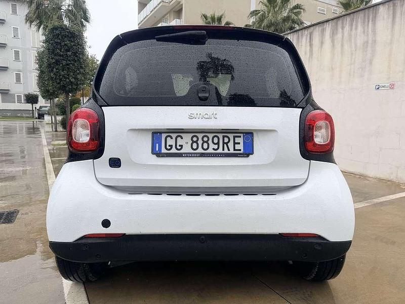 Usata Smart ForTwo Coupé Passion 41 kW (56 CV) 2021 Utilitaria