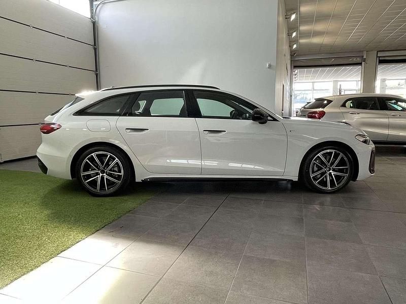 Nuova Audi A5 S-Line 204 CV (150 kW) 2025 Bianco Coupé