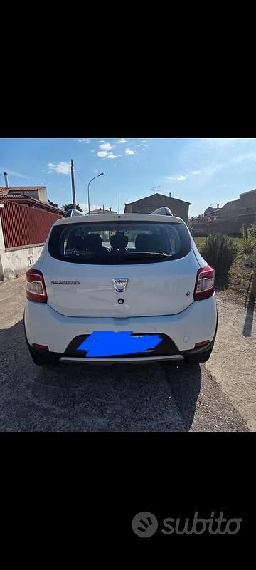 Usata Dacia Sandero Stepway 90 CV (66 kW) 2017 Bianco Utilitaria