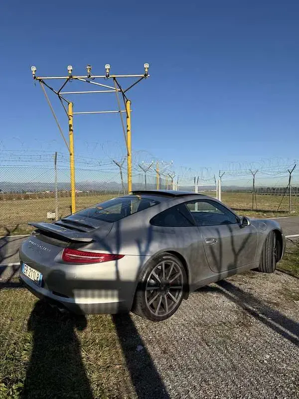 Usata Porsche 911 Carrera S 400 CV (294 kW) 2013 Argento Coupé