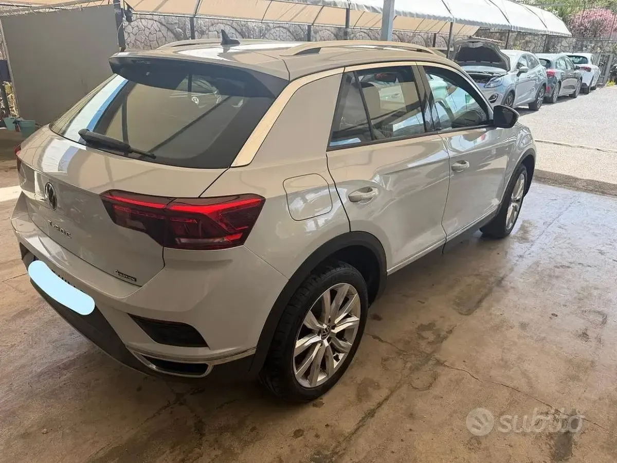 Usata VW T-Roc Advance 150 CV (110 kW) 2021 Grigio SUV