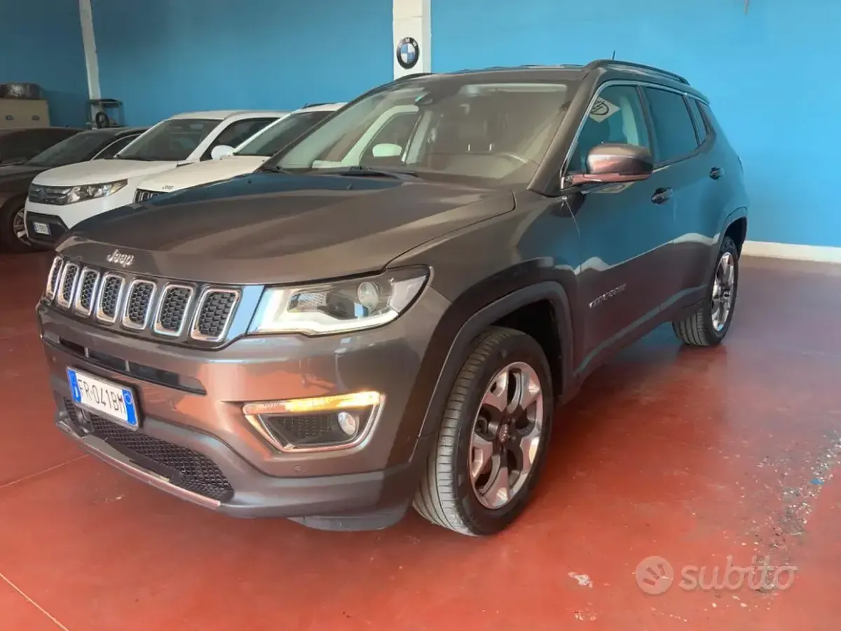 Usata Jeep Compass Limited 170 CV (125 kW) 2018 Grigio SUV