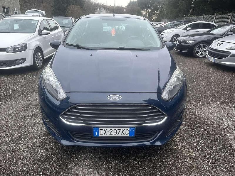 Usata Ford Fiesta Titanium 80 CV (58 kW) 2014 Blu/azzurro Berlina