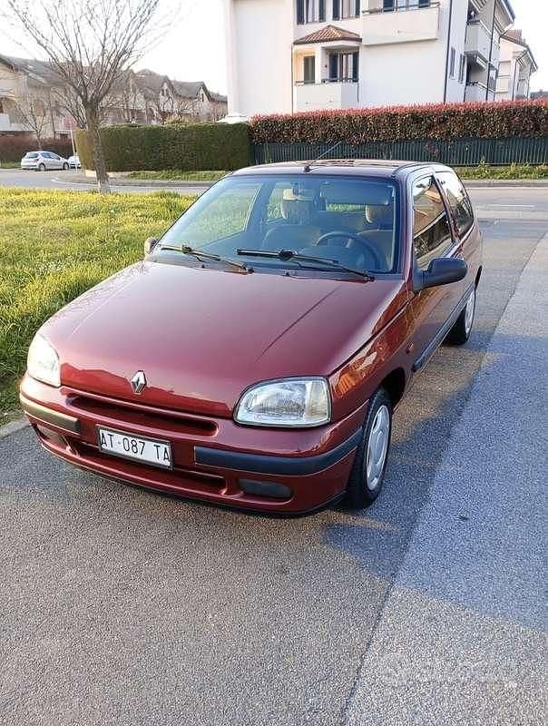Occasion Renault Clio 92 ch (67 kW) 1997 Citadine