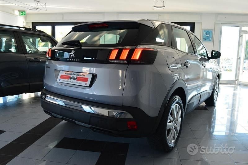 Usata Peugeot 3008 Business-Line 130 CV (95 kW) 2019 Grigio SUV