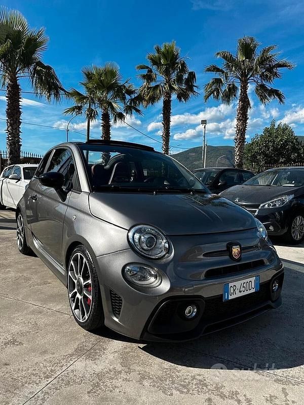 Usata Abarth 595C Turismo 165 CV (121 kW) 2019 Grigio Cabrio