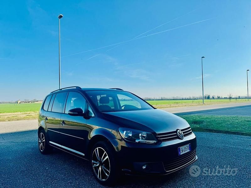 Usata VW Touran 2014 Nero Monovolume