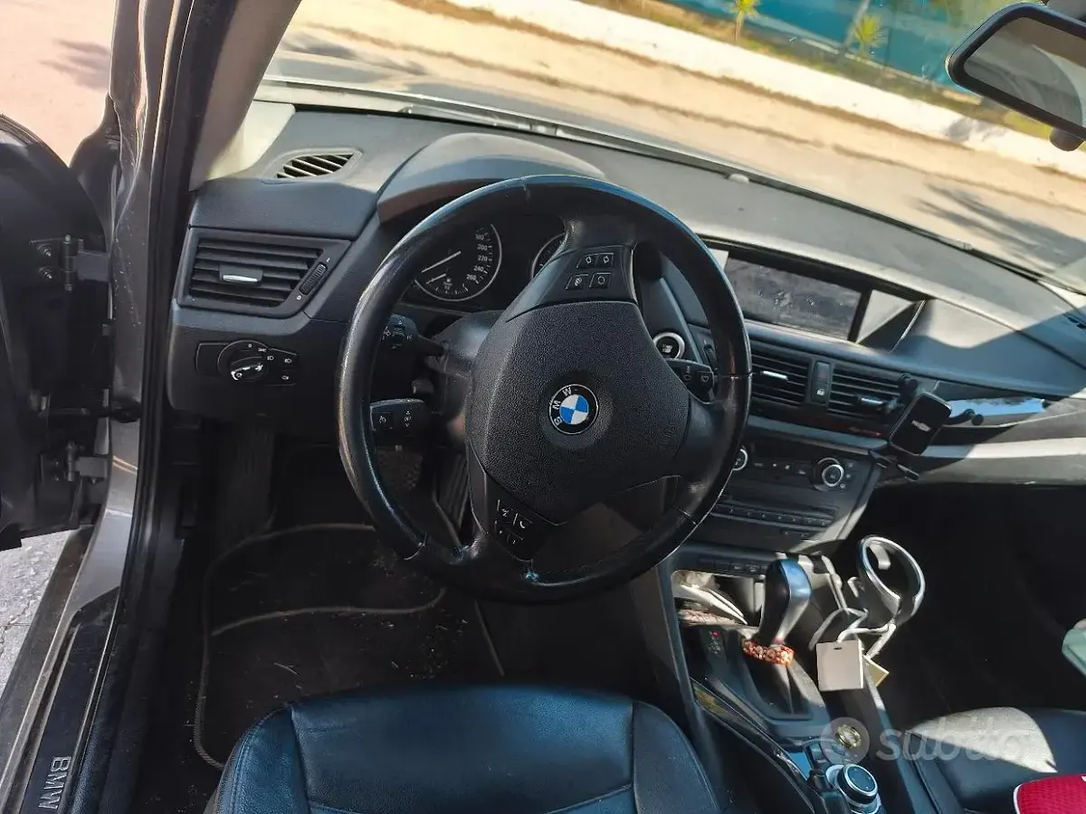 Usata BMW X1 143 CV (105 kW) 2010 Grigio SUV