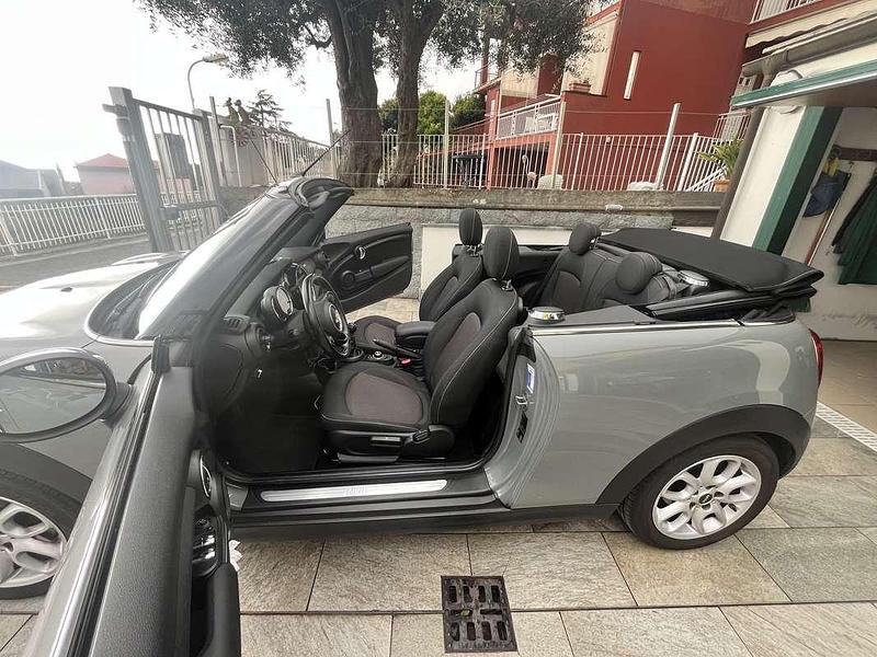 Usata Mini Cooper Cabriolet 136 CV (100 kW) 2017 Grigio Cabrio