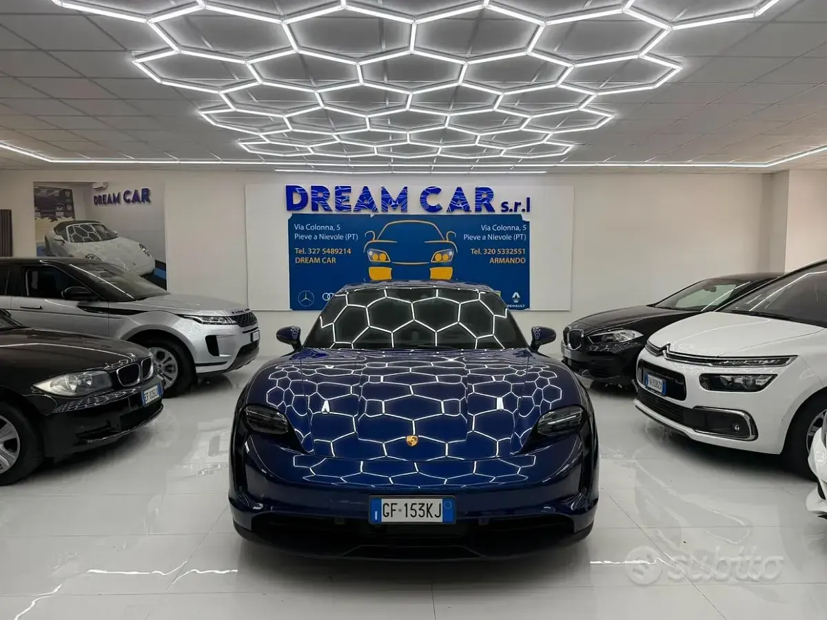 Usata Porsche Taycan 4S 139 kW (190 CV) 2021 Blu Berlina