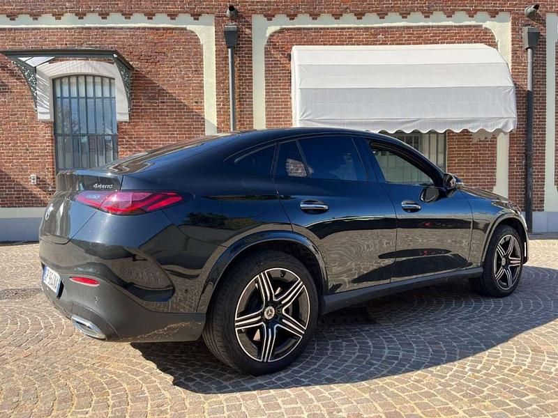 Usata Mercedes GLC300e Premium Plus 194 CV (142 kW) 2023 Nero Coupé