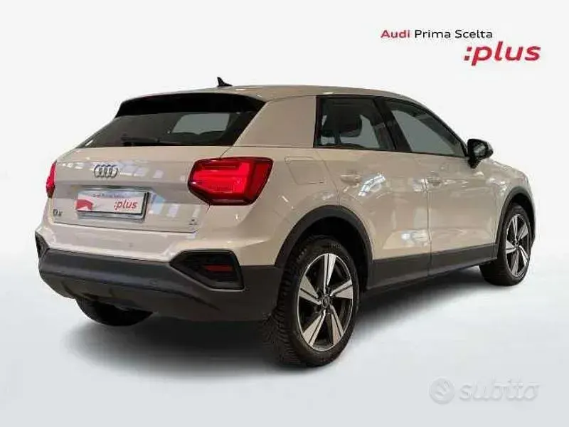Usata Audi Q2 Admired 116 CV (85 kW) 2022 Bianco SUV