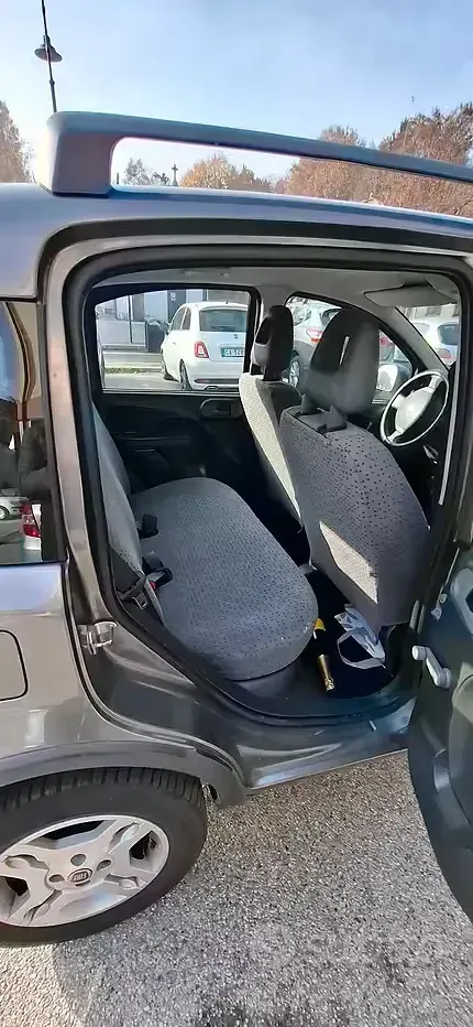 Usata Fiat Panda Climbing 69 CV (50 kW) 2011 Grigio Utilitaria