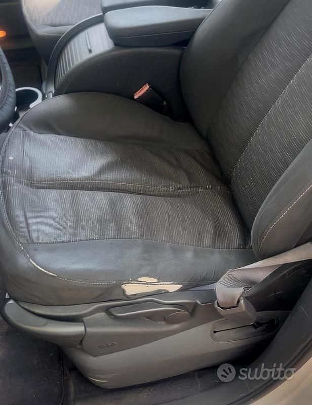 Usata Renault Scénic II 130 CV (95 kW) 2007 Grigio Monovolume