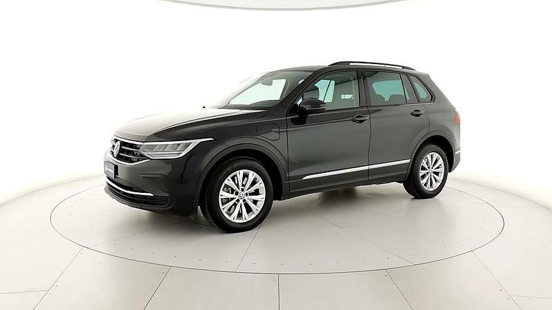 Usata VW Tiguan Life 245 CV (180 kW) 2023 Grigio SUV