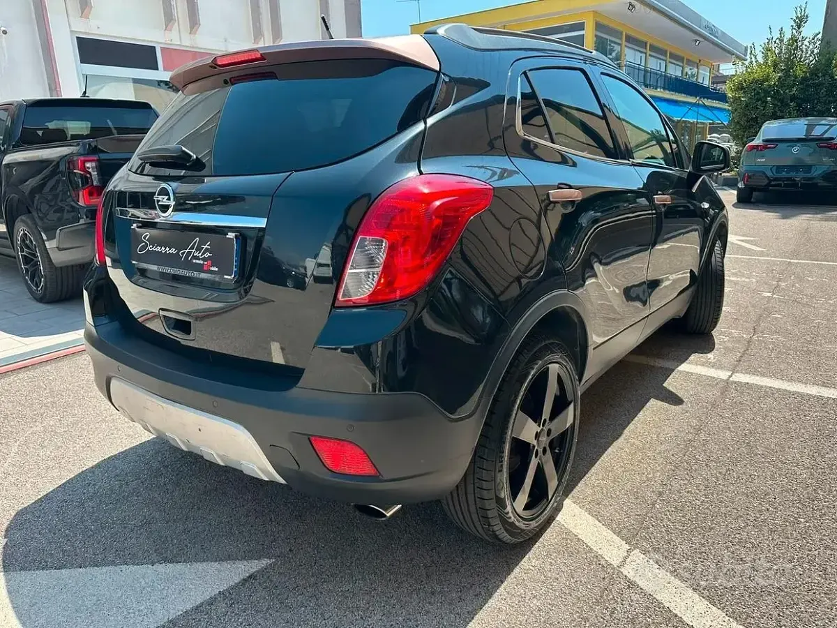 Usata Opel Mokka Cosmo 131 CV (96 kW) 2014 Nero SUV