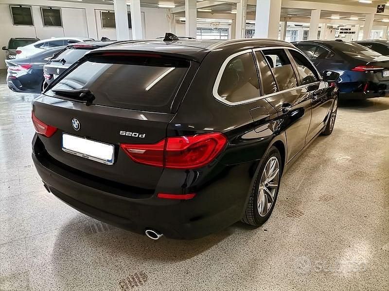 Usata BMW 520 Sport Line 190 CV (139 kW) 2019 Nero Station wagon