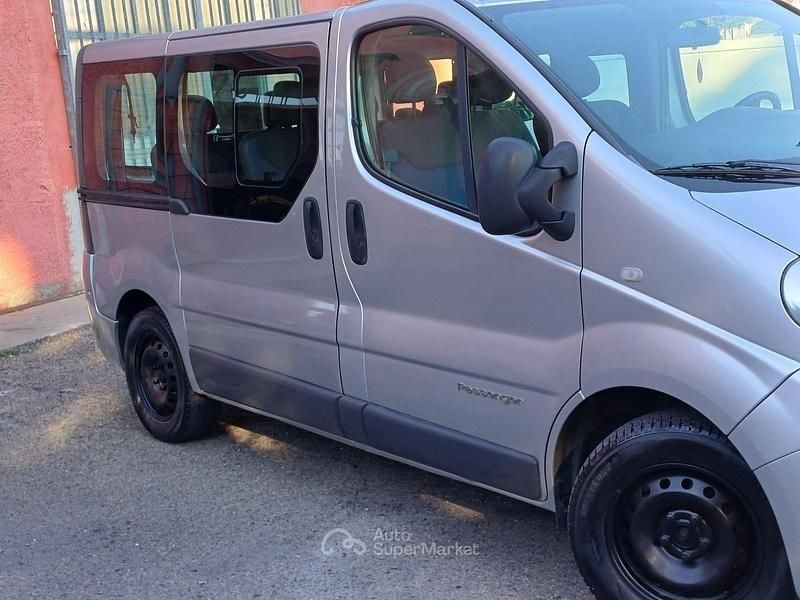 Usata Renault Trafic 114 CV (83 kW) 2014 Monovolume