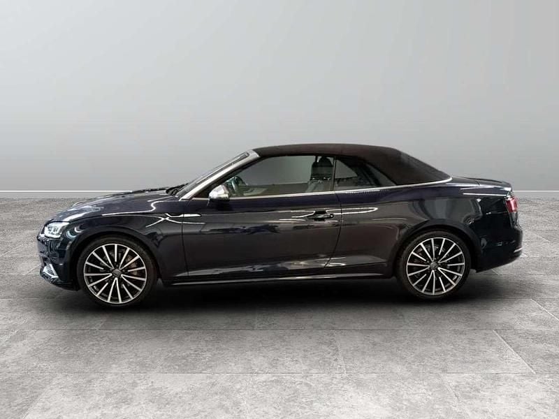 Usata Audi A5 Cabriolet Sport 190 CV (139 kW) 2018 Blu chiaro di luna Cabrio