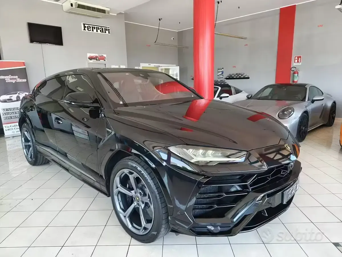 Usata Lamborghini Urus 650 CV (478 kW) 2019 SUV