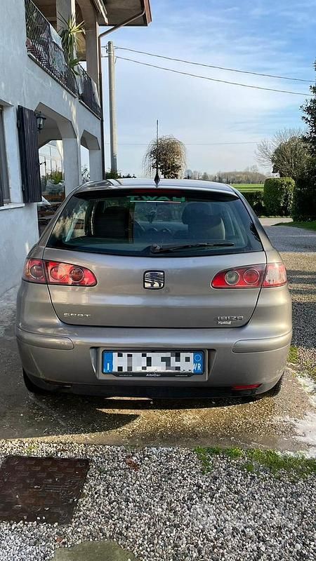Usata Seat Ibiza 2006 Grigio Utilitaria
