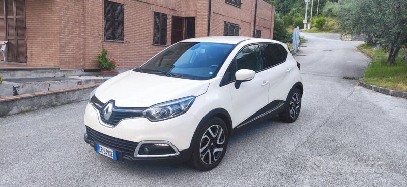Usata Renault Captur 110 CV (80 kW) 2013 SUV