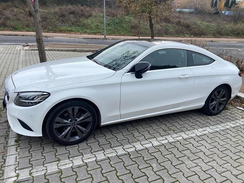 Bianco Usata 2019 Mercedes C200 Executive Coupé | 23.200 € (Cara) - Immagine 1/4