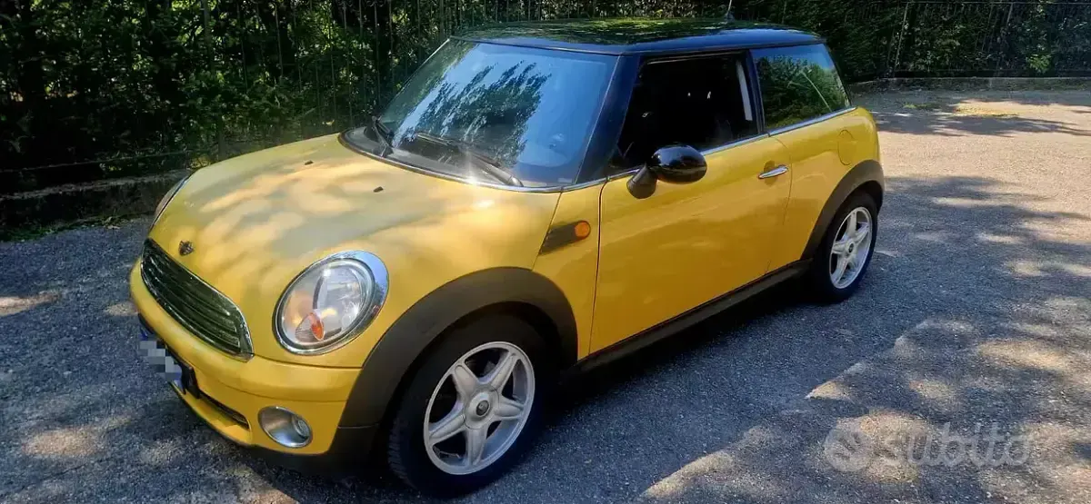 Usata Mini Cooper 120 CV (88 kW) 2007 Giallo Utilitaria