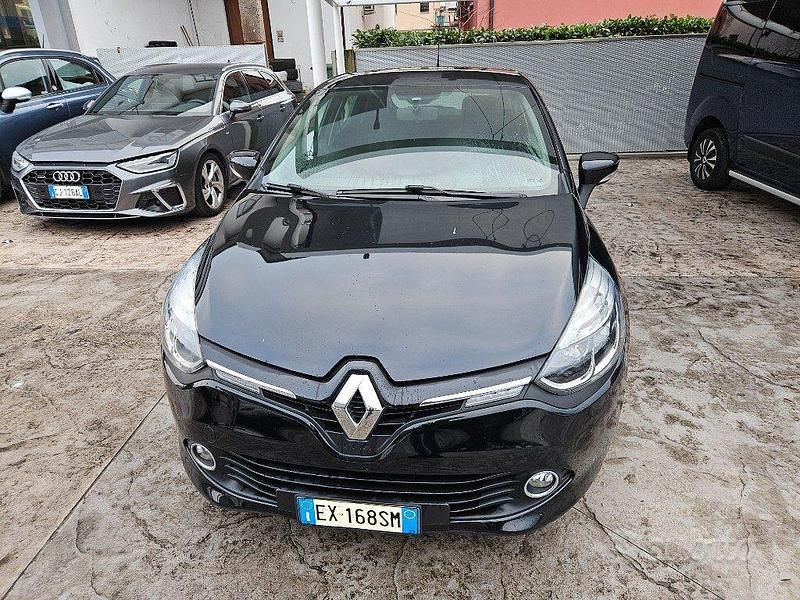 Usata Renault Clio IV 75 CV (55 kW) 2014 Nero metallizzato Berlina