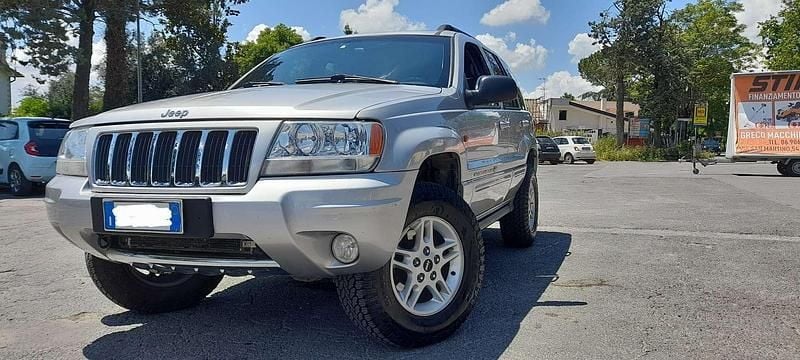 Argento Usata 2005 Jeep Grand Cherokee Overland SUV | 15.500 € - Immagine 1/4