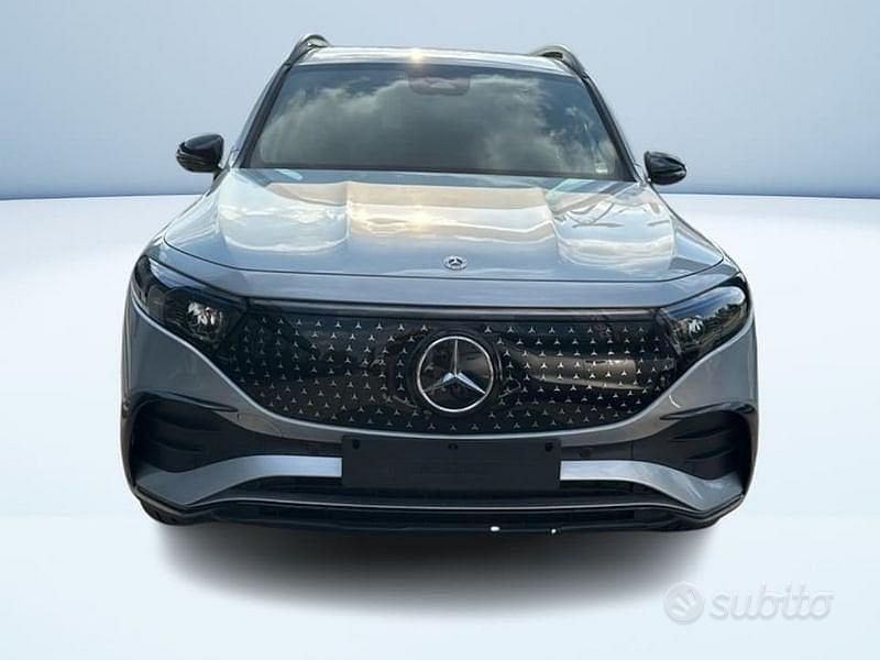 Nuova Mercedes EQB250+ Advanced 139 kW (190 CV) 2025 Argento SUV