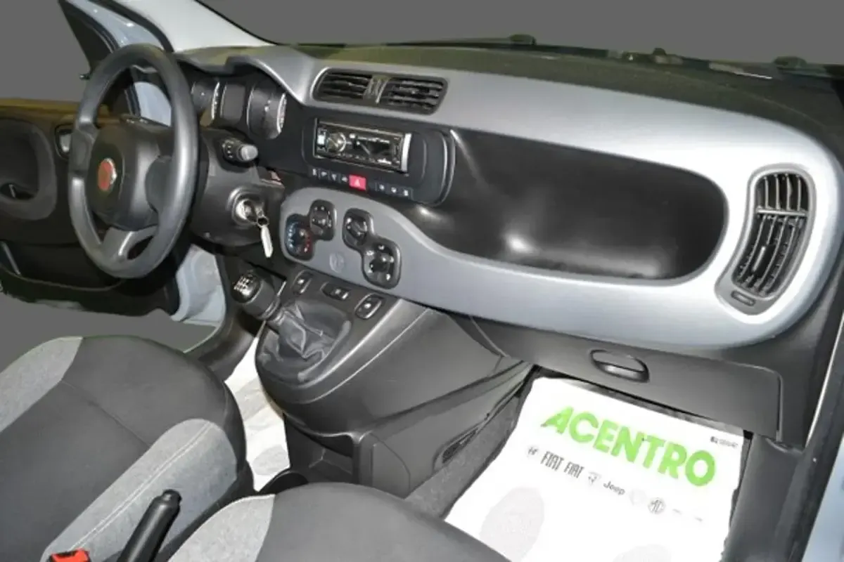 Usata Fiat Panda 70 CV (51 kW) 2022 Grigio Utilitaria