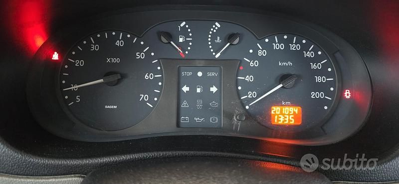 Usata Renault Kangoo 65 CV (47 kW) 2003 Rosso Monovolume