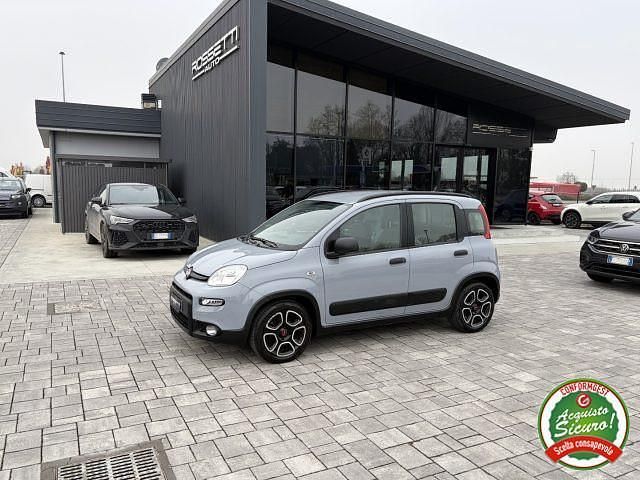 Usata Fiat Panda City Life 69 CV (50 kW) 2021 Grigio Berlina
