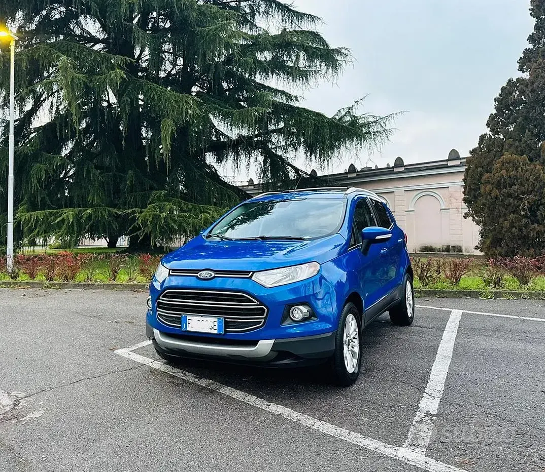 Usata Ford Ecosport Titanium 95 CV (69 kW) 2017 Blu SUV