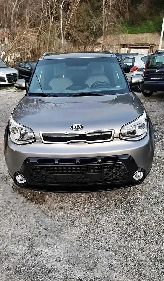 Usata Kia Soul 136 CV (100 kW) 2025 Grigio SUV